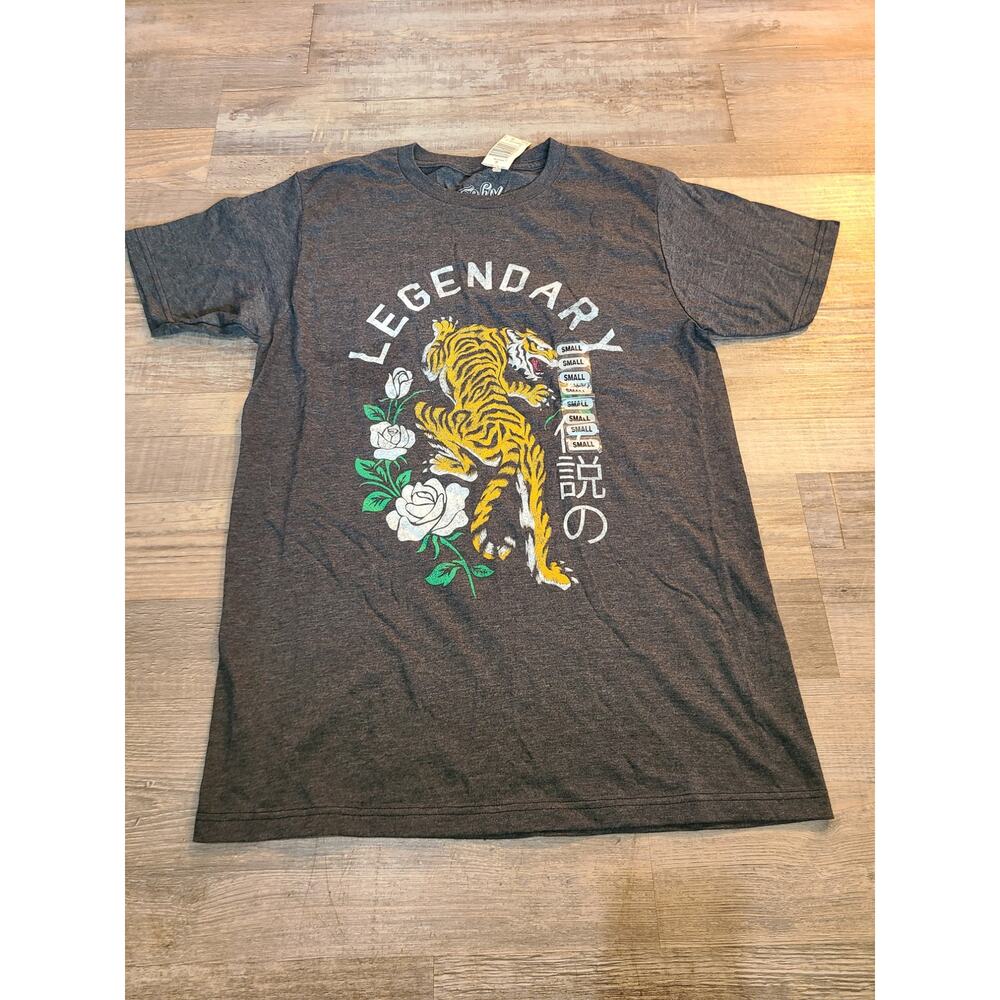 Tee luv small womens gray legendary tee new with tags